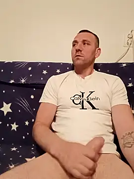 Baiat Finut1 online show from November 7, 1:49 am