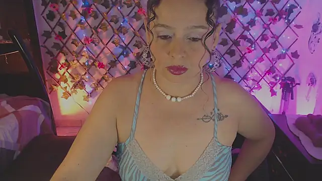 katjohanna online show from February 7, 12:36 am