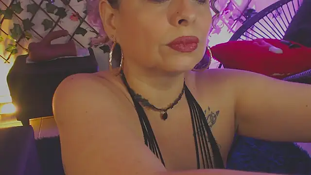 katjohanna online show from July 1, 4:25 am
