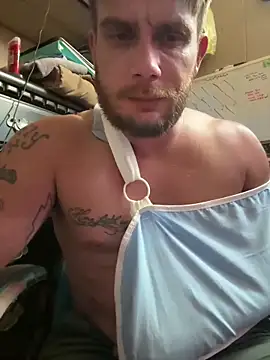 Snapshot of bkuterbach2015 chatting on December 22, 6:27 pm bkuterbach2015 online show from December 22, 6:27 pm