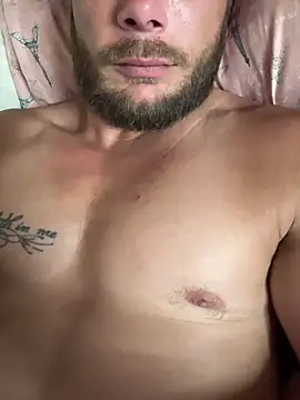 Snapshot of bkuterbach2015 chatting on March 6, 5:26 am bkuterbach2015 online show from March 6, 5:26 am