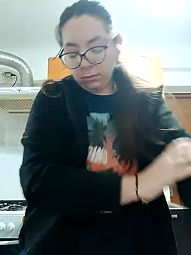 Snapshot of Baby_Myla chatting on November 13, 7:29 am Baby Myla online show from November 13, 7:29 am