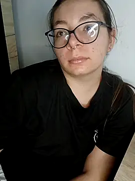 Snapshot of Baby_Myla chatting on December 2, 12:32 pm Baby Myla online show from December 2, 12:32 pm