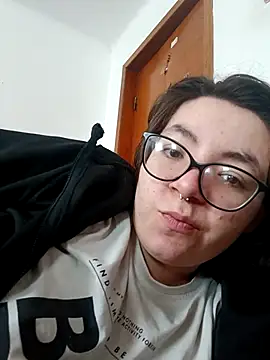 Snapshot of Baby_Myla chatting on March 17, 8:17 am Baby Myla online show from March 17, 8:17 am