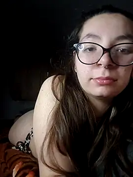 Snapshot of Baby_Myla chatting on April 5, 8:06 pm Baby Myla online show from April 5, 8:06 pm