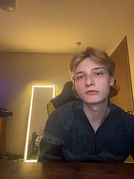 Snapshot of craynderain chatting on November 3, 1:29 am craynderain online show from November 3, 1:29 am