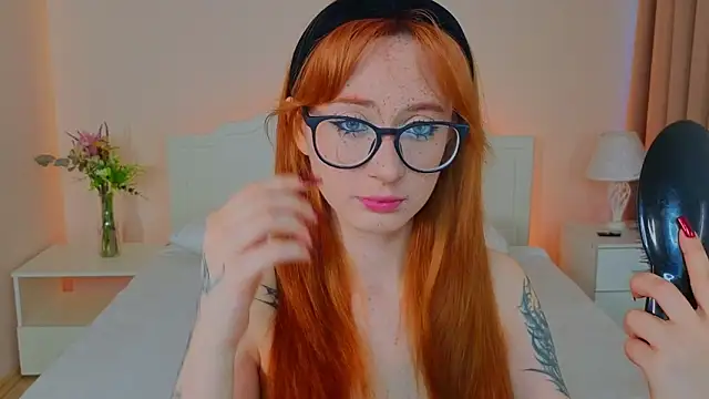 WICKEDEMBER online show from May 17, 1:58 am