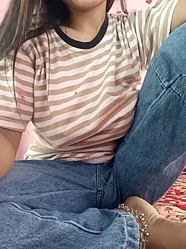 Saniya76 online show from May 6, 4:56 pm