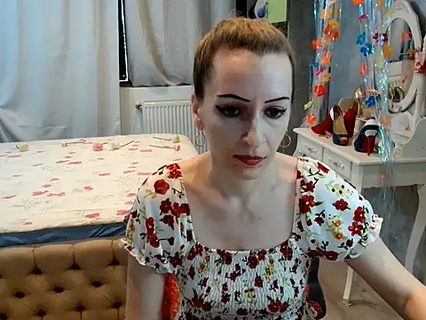 Snapshot of AnneDevrim chatting on March 3, 6:52 am AnneDevrim online show from March 3, 6:52 am