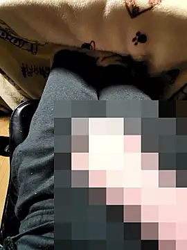 yuyuyu23565 online show from November 13, 12:48 pm