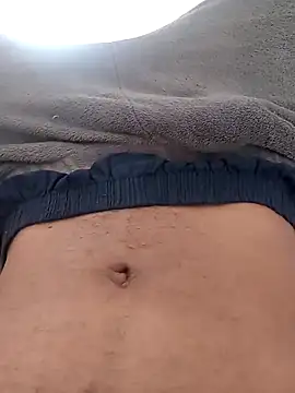 UNCLEZESTYY online show from November 20, 5:18 am