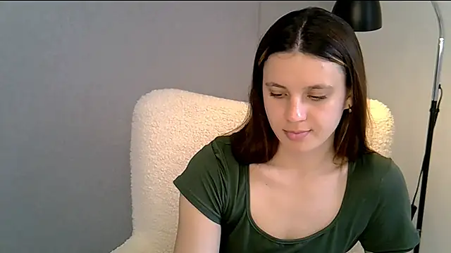 KiraHoney online show from May 9, 11:26 am