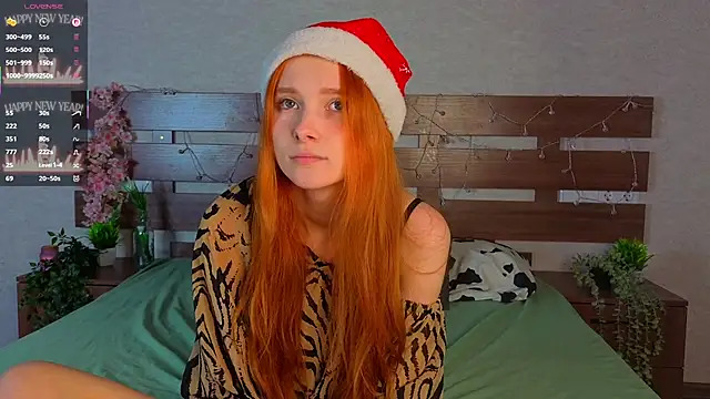 MarthaMack online show from December 19, 8:10 am