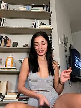 Snapshot of VickyM99 chatting on March 6, 2:35 pm VickyM99 online show from March 6, 2:35 pm