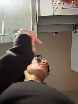 Snapshot of VickyM99 chatting on March 19, 6:17 am VickyM99 online show from March 19, 6:17 am