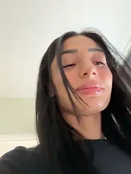 Snapshot of VickyM99 chatting on March 26, 10:54 am VickyM99 online show from March 26, 10:54 am