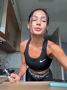 VickyM99 online show from May 20, 2:56 pm