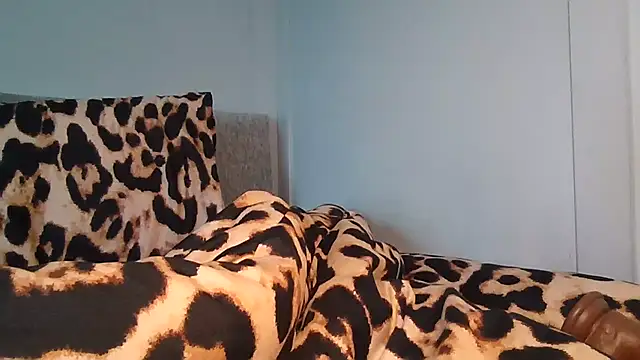 Snapshot of Naughty_JessieX chatting on April 16, 9:32 am Naughty JessieX online show from April 16, 9:32 am