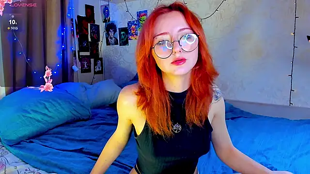 DragonflyLiza online show from December 15, 4:28 am