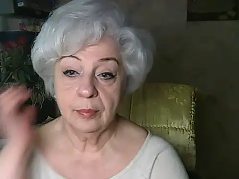 ValeriaKroww online show from May 4, 5:36 am