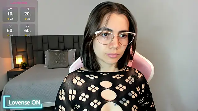 sara ospinna online show from November 19, 12:38 pm