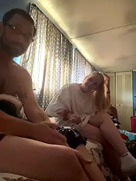 biggdaddyandqueenn online show from November 26, 6:42 pm