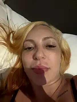 Snapshot of melisboa chatting on January 9, 2:36 am melisboa online show from January 9, 2:36 am