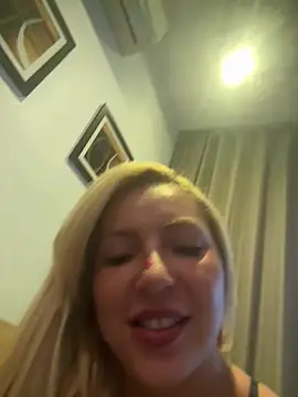 melisboa online show from July 29, 7:56 pm