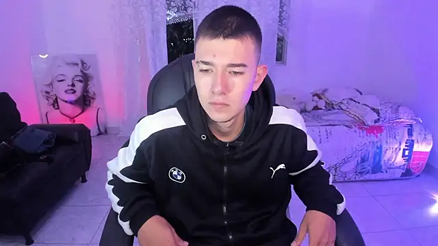 Aleck Boy online show from January 14, 11:27 am