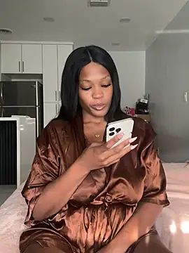 Snapshot of PrincessDreamm chatting on June 30, 10:44 pm PrincessDreamm online show from June 30, 10:44 pm