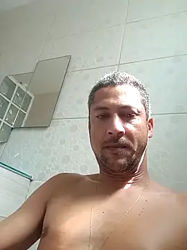 Arrombador20 online show from April 7, 3:01 pm