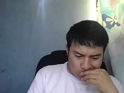 Snapshot of GermanCQ25 chatting on January 18, 1:48 pm GermanCQ25 online show from January 18, 1:48 pm