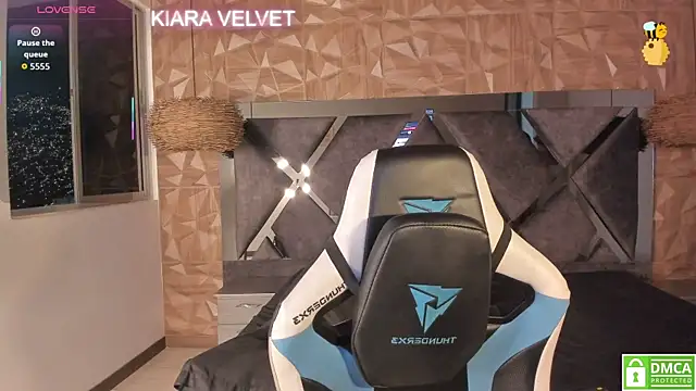 Snapshot of Kiara_velvet__ chatting on May 5, 4:09 am Kiara velvet online show from May 5, 4:09 am