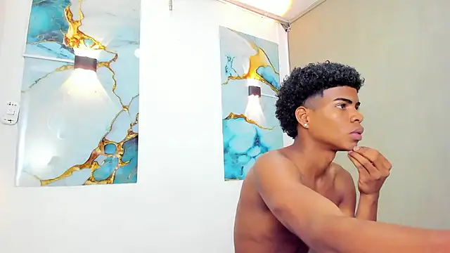 XAVI LEE online show from March 18, 8:12 pm