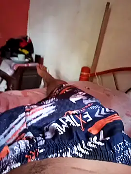 Snapshot of AlexiXxto32 chatting on November 4, 7:24 pm AlexiXxto32 online show from November 4, 7:24 pm