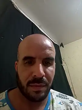 Snapshot of MarcosBarbat chatting on February 4, 7:14 am MarcosBarbat online show from February 4, 7:14 am