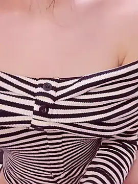 GirlNaughtyFull online show from December 4, 4:59 pm