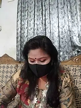 Snapshot of munni-506 chatting on April 13, 7:30 pm munni-506 online show from April 13, 7:30 pm
