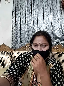 Snapshot of munni-506 chatting on April 15, 7:58 pm munni-506 online show from April 15, 7:58 pm