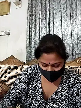 Snapshot of munni-506 chatting on April 23, 6:10 pm munni-506 online show from April 23, 6:10 pm