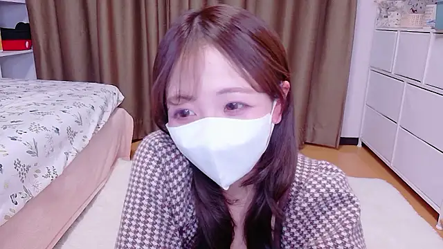 -aotan- online show from April 7, 11:54 am