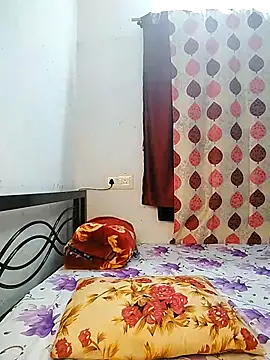 Snapshot of LoveLy-Soneya chatting on February 15, 10:50 pm LoveLy-Soneya online show from February 15, 10:50 pm