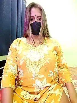 Snapshot of LoveLy-Soneya chatting on March 13, 1:07 pm LoveLy-Soneya online show from March 13, 1:07 pm