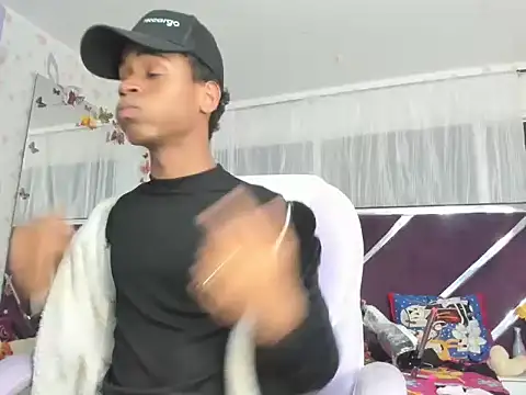 Santy bigcock 01 online show from January 11, 4:06 am