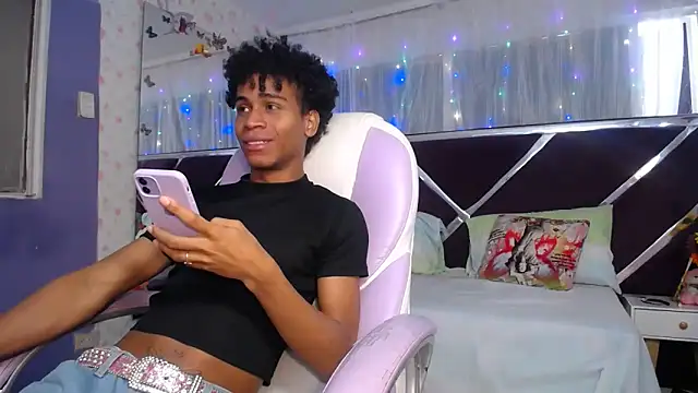 Santy bigcock 01 online show from April 2, 2:58 pm