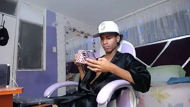 Santy bigcock 01 online show from May 6, 11:48 am