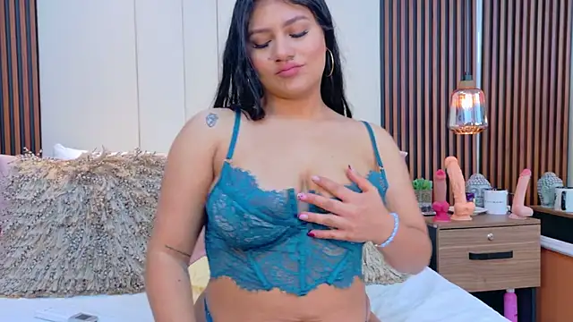 ValeriaMonet online show from December 15, 8:13 pm