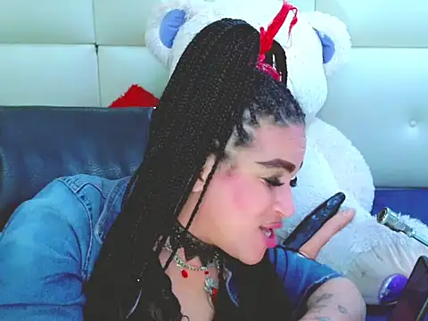 NharaBigCock online show from December 3, 7:34 pm