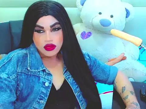 Snapshot of NharaBigCock chatting on March 5, 7:21 pm NharaBigCock online show from March 5, 7:21 pm