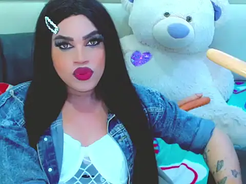 Snapshot of NharaBigCock chatting on March 10, 7:19 pm NharaBigCock online show from March 10, 7:19 pm